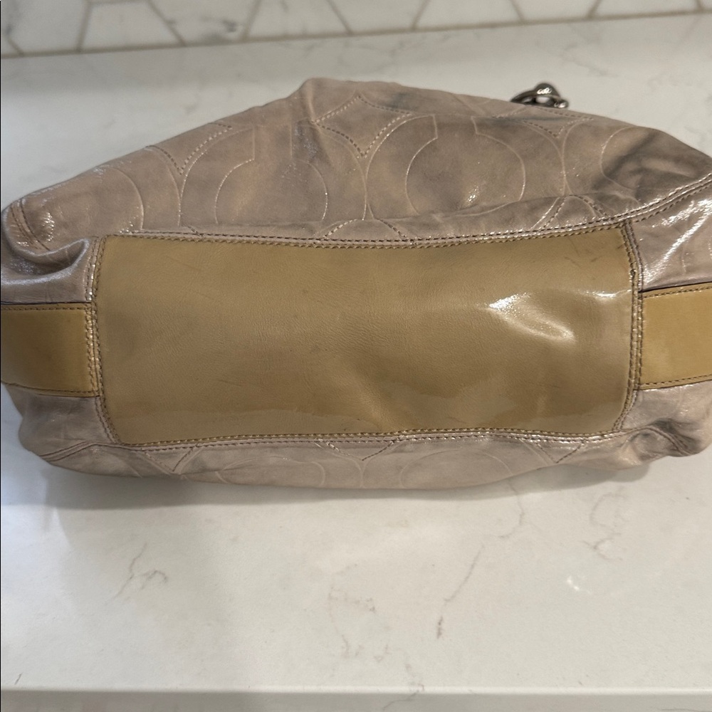 Coach Maggie Metallic Beige Quilted Shoulder Bag, EUC - Picture 12 of 15